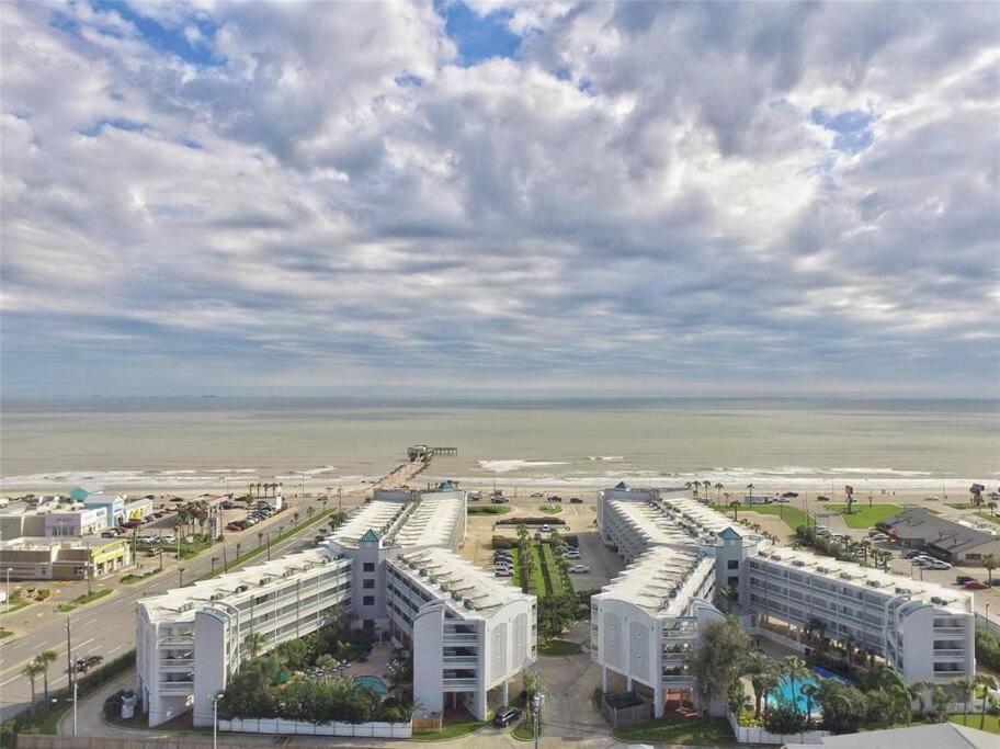 Gypsea Blu Beach Condo Steps To The Beach Galveston Esterno foto