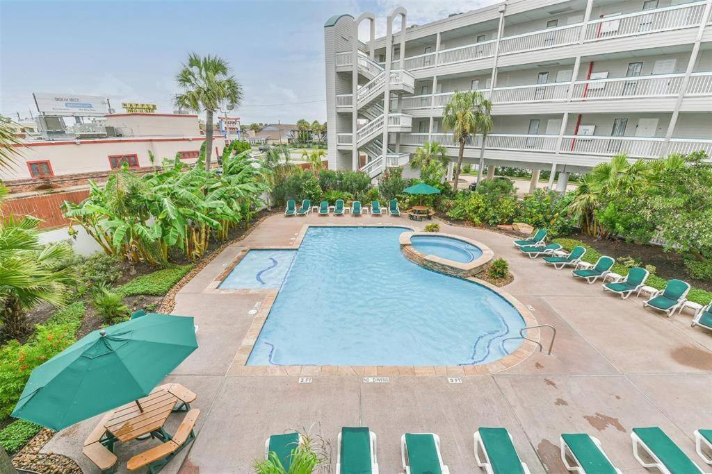 Gypsea Blu Beach Condo Steps To The Beach Galveston Esterno foto